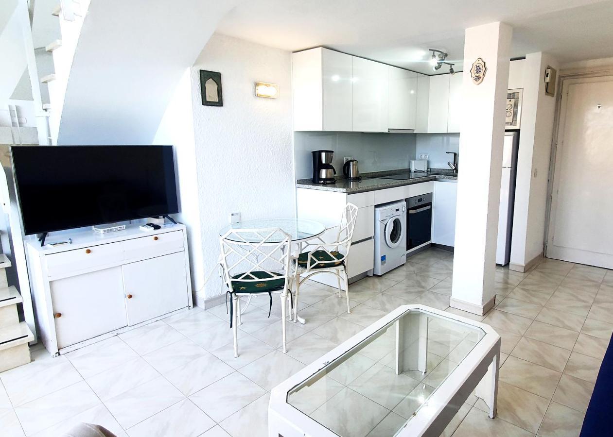 Skol 701. One Bedroom Duplex With Exceptional Sea Views. มาร์เบยา ภายนอก รูปภาพ